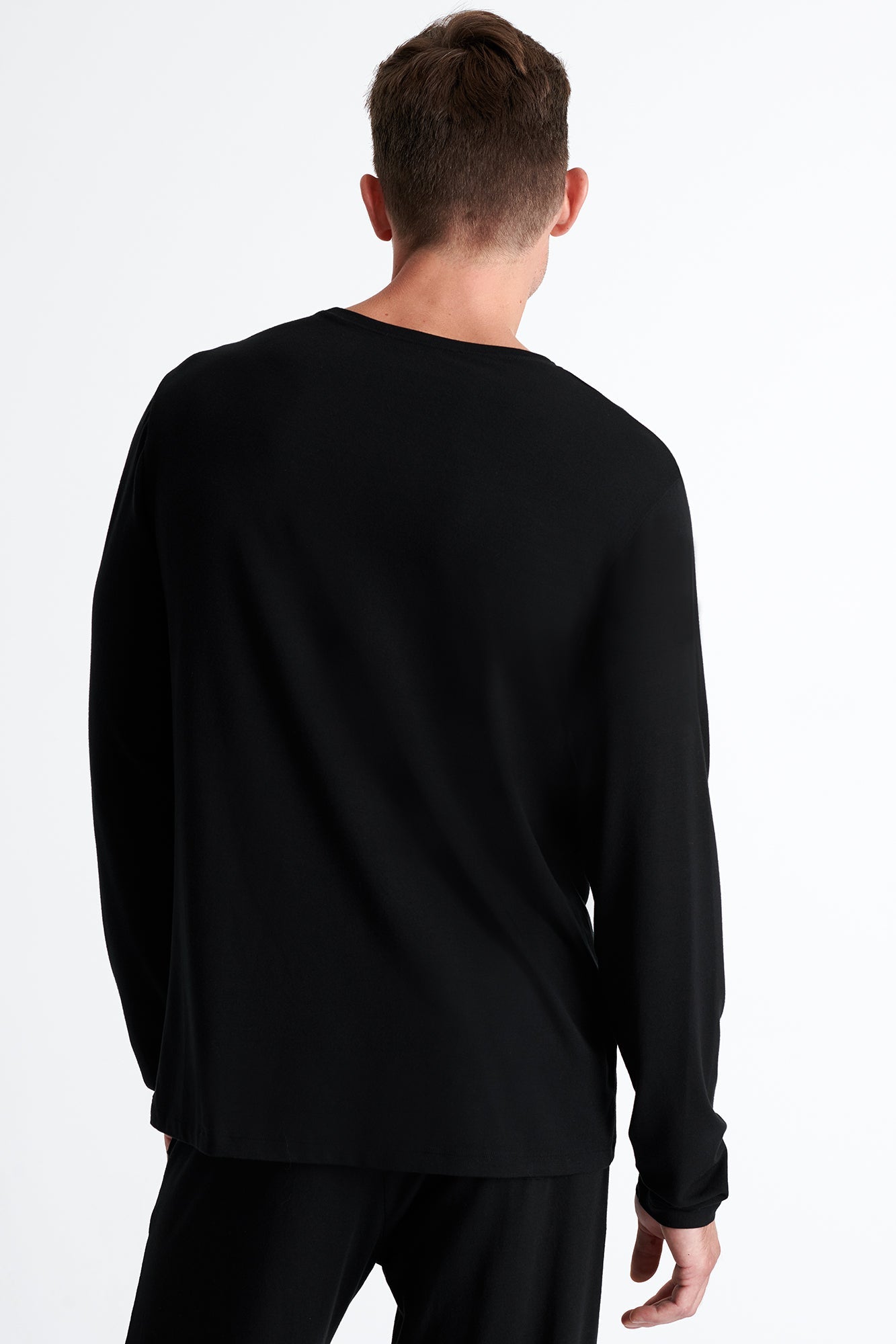 Shan Relaxation Soft round neck long sleeve shirt - 62294-82-800