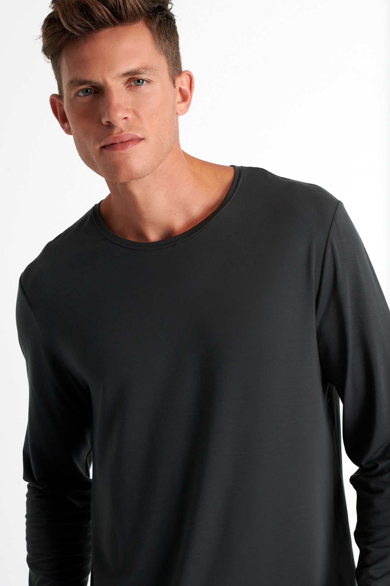 Shan Relaxation Soft round neck long sleeve shirt - 62294-82-170