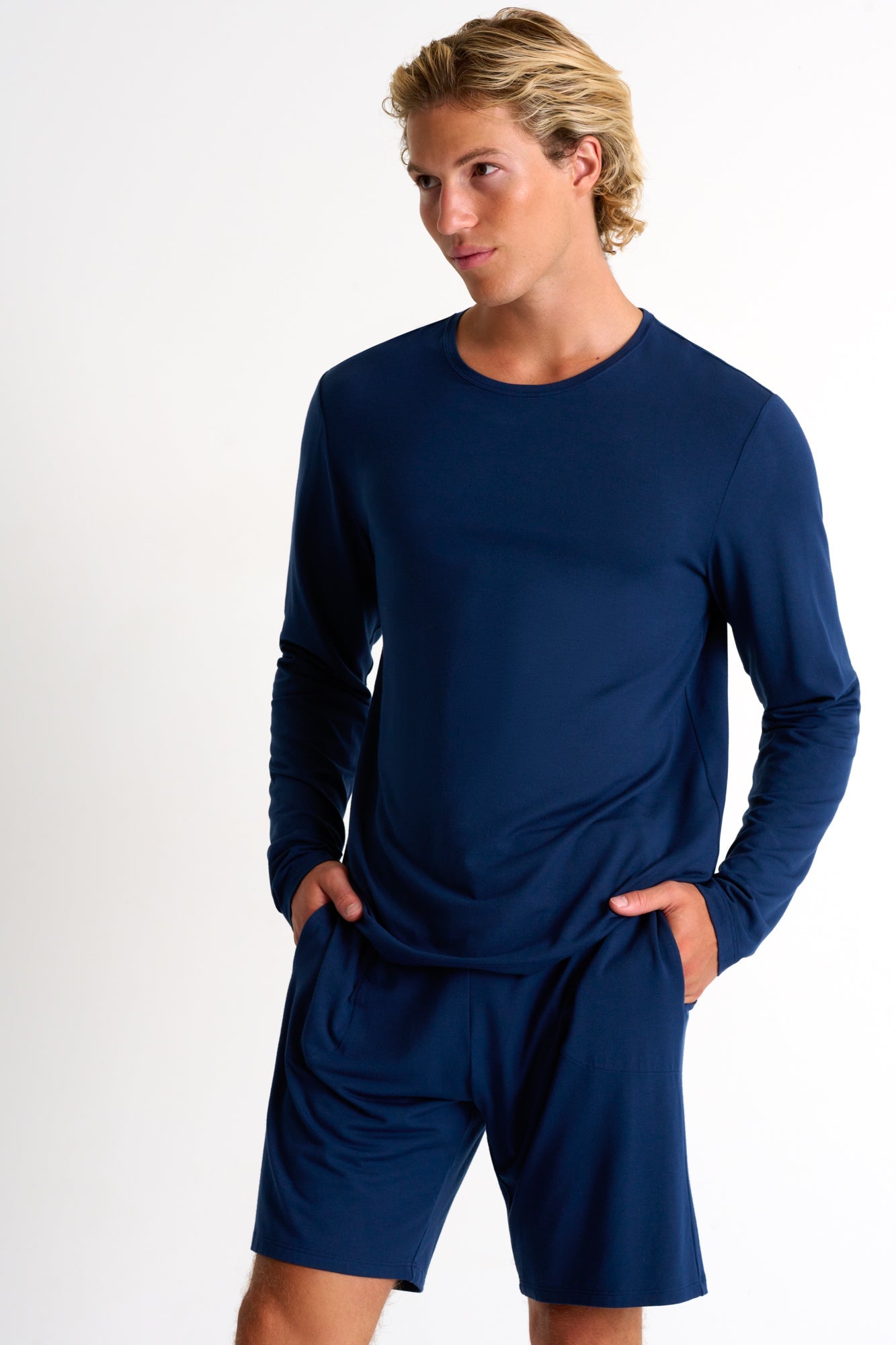 Shan Relaxation Soft round neck long sleeve shirt - 62294-82-500